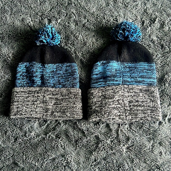 🔥🦁🏈🎄GIFT READY! TWO Detroit Lions Stocking Caps - Picture 2 of 5